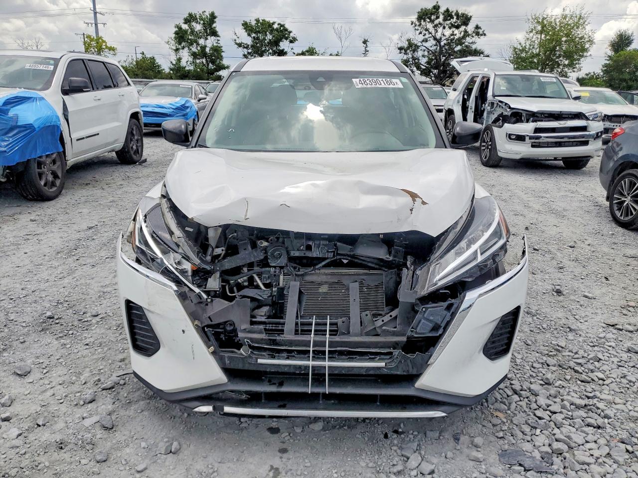 Nissan Kicks S