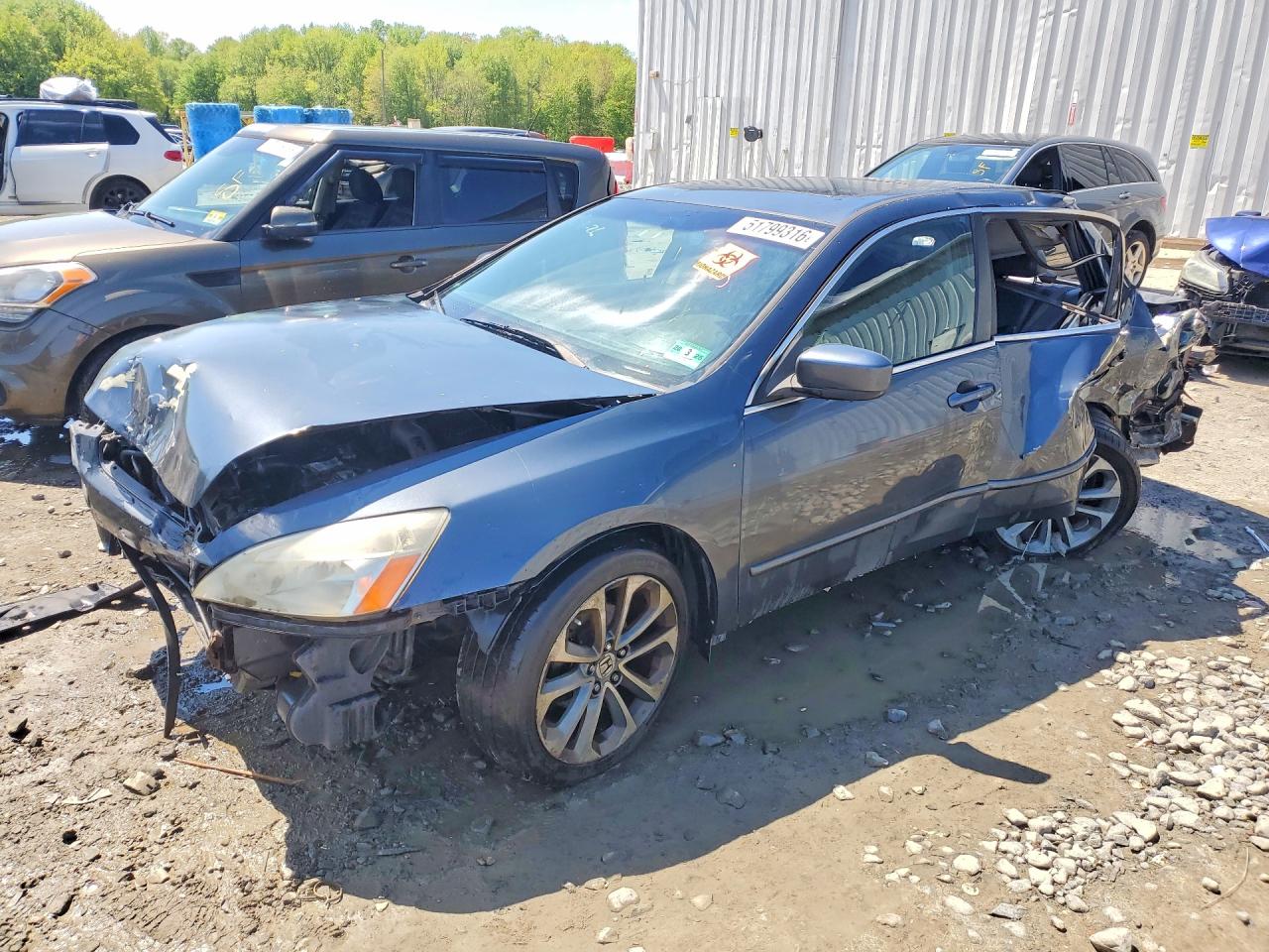 Salvage Honda Accord Image