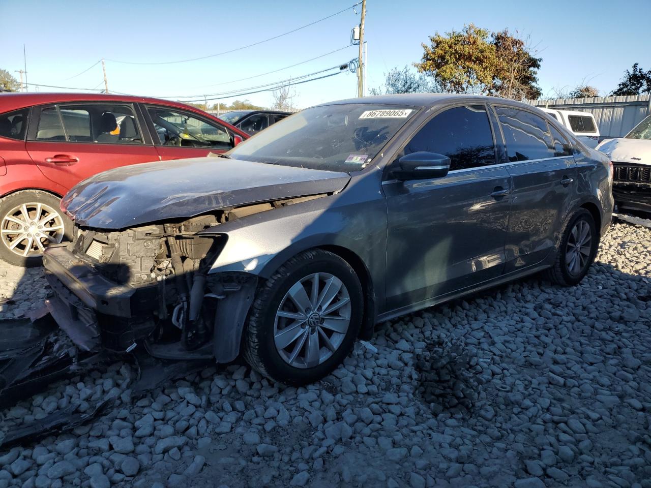 Salvage Volkswagen Jetta Image