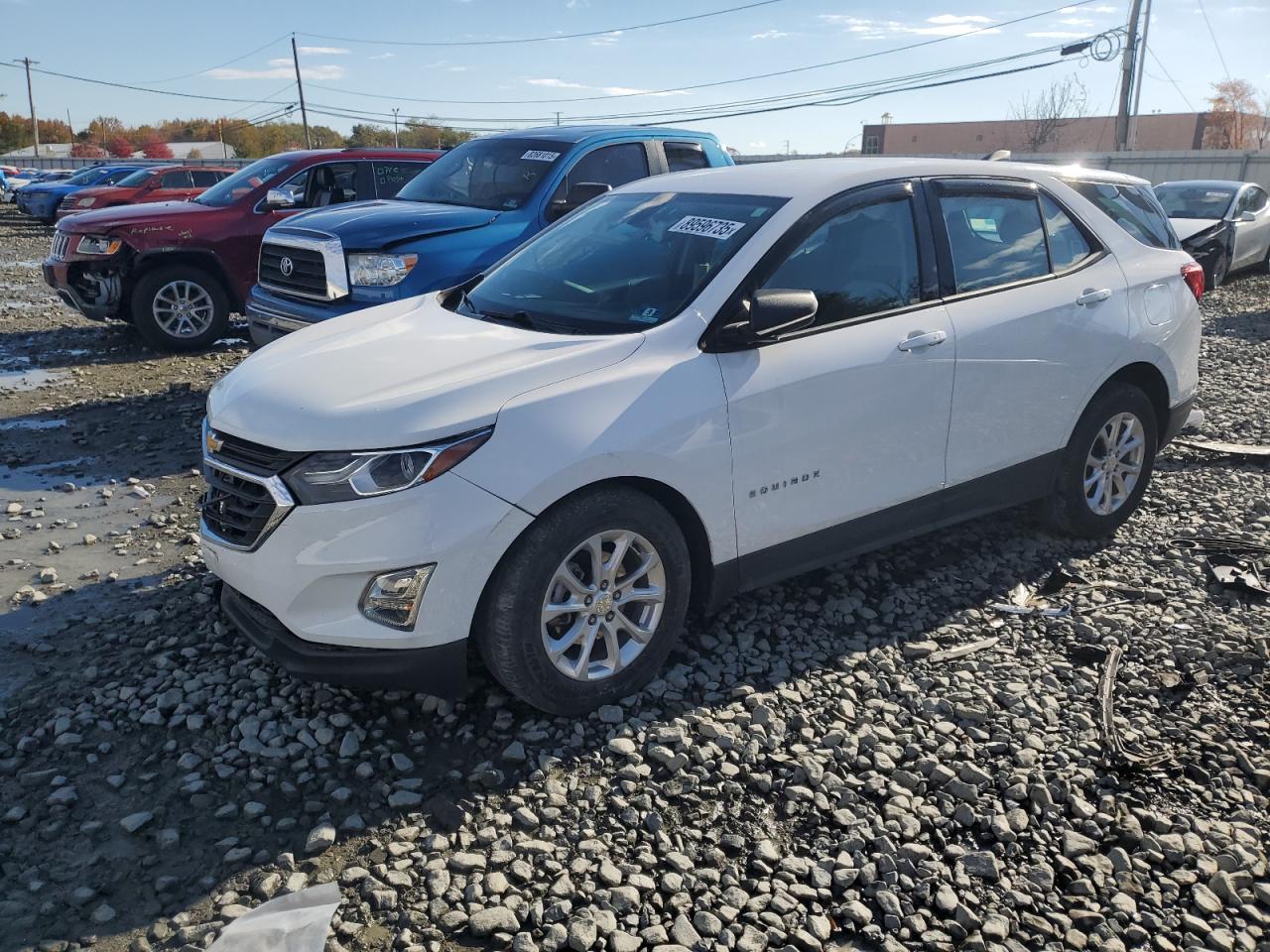 Salvage Chevrolet Equinox Image