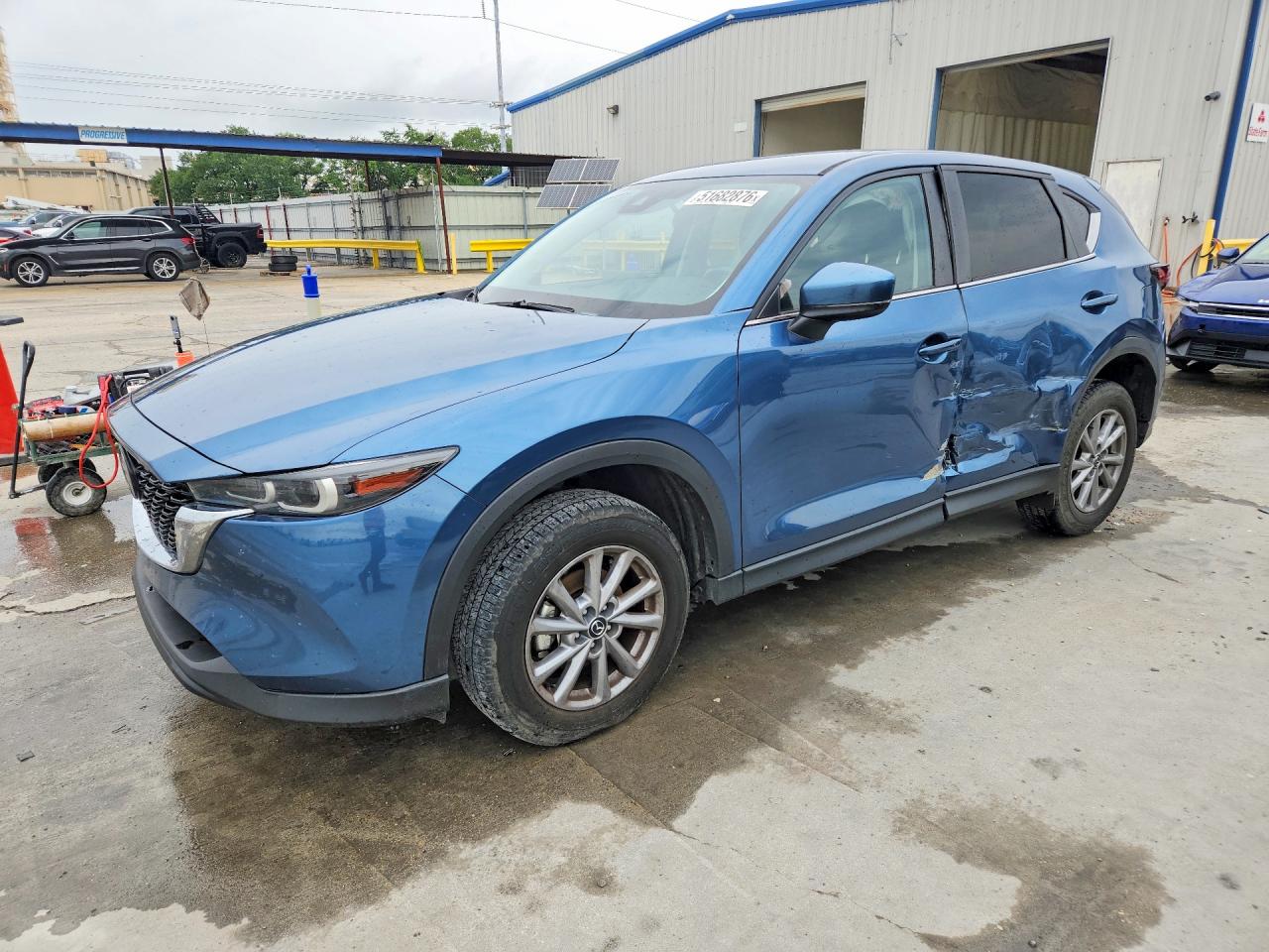 Salvage Mazda Cx Image