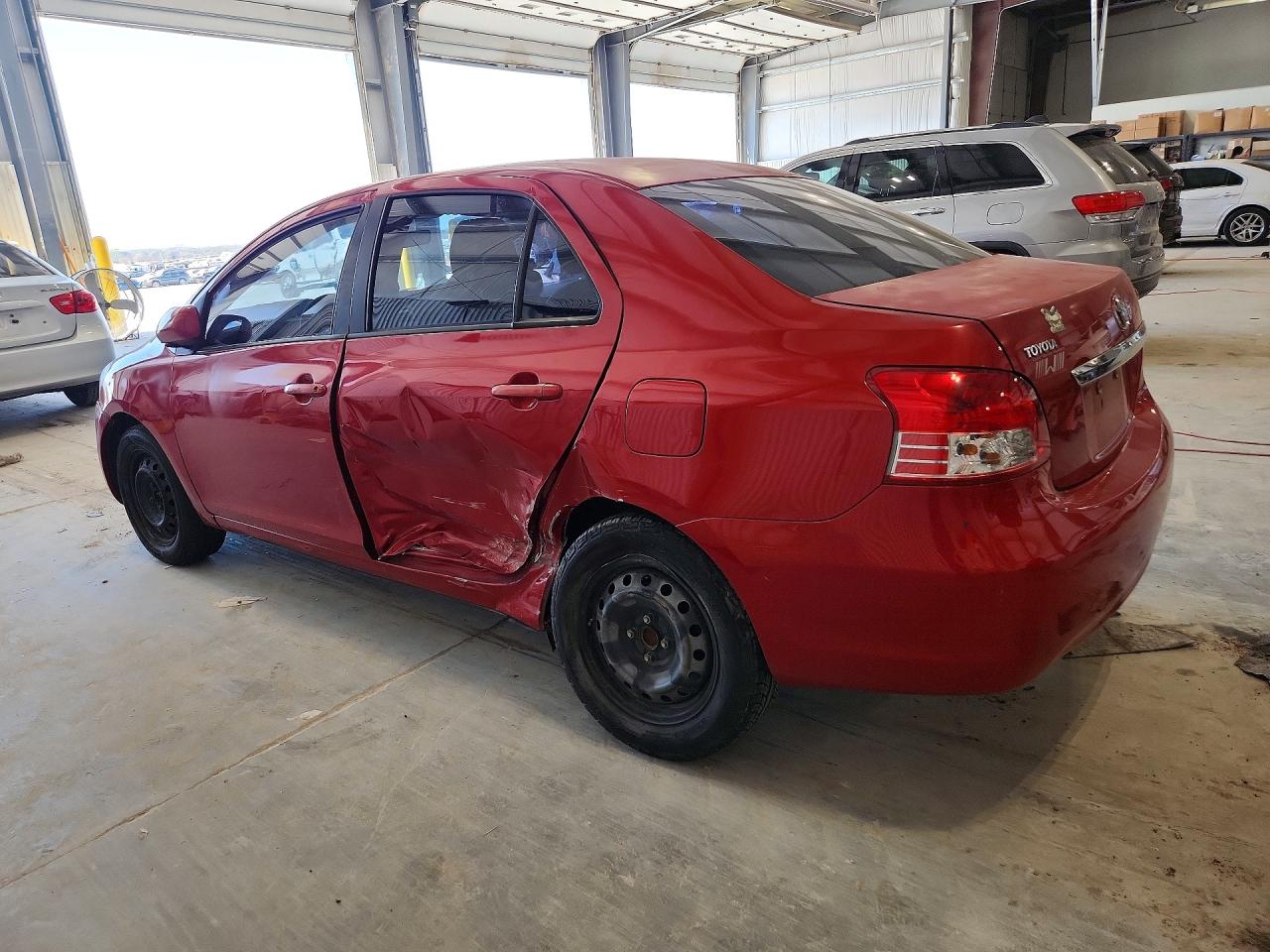 Toyota Yaris Base