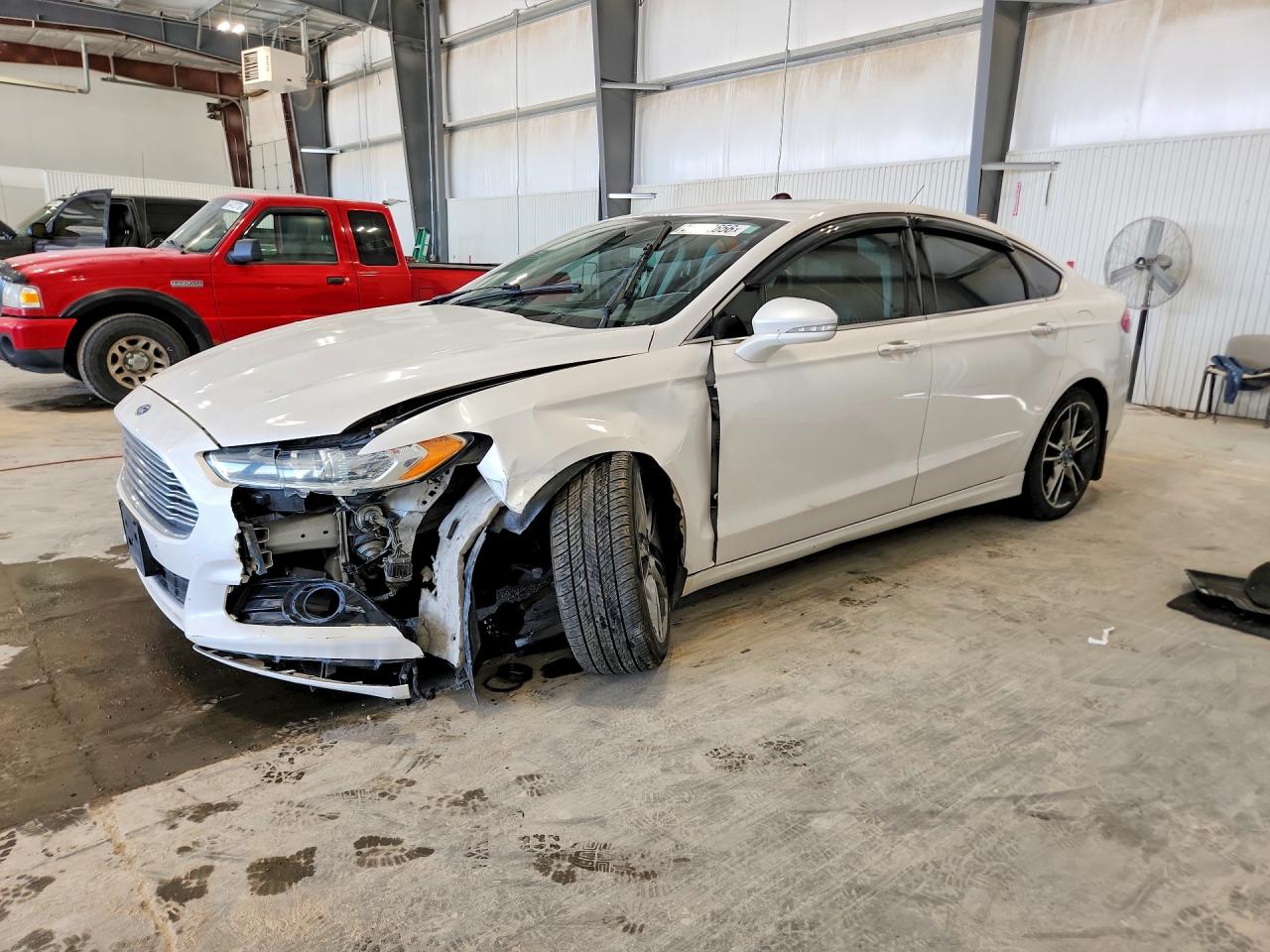 Salvage Ford Fusion Image