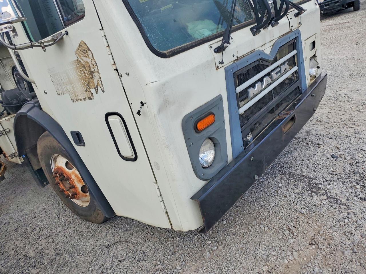 Mack 600 Leu600