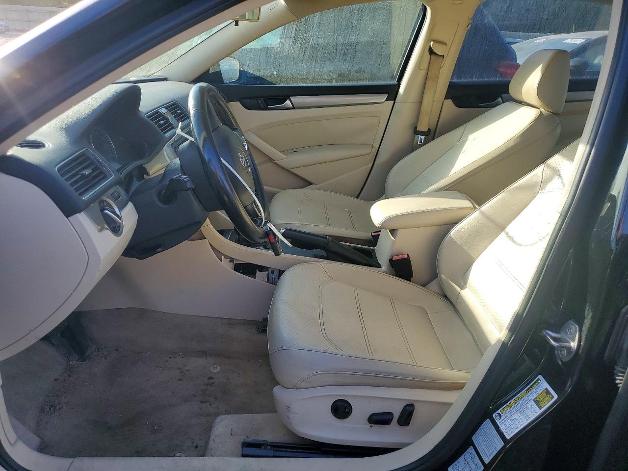 Volkswagen Passat S