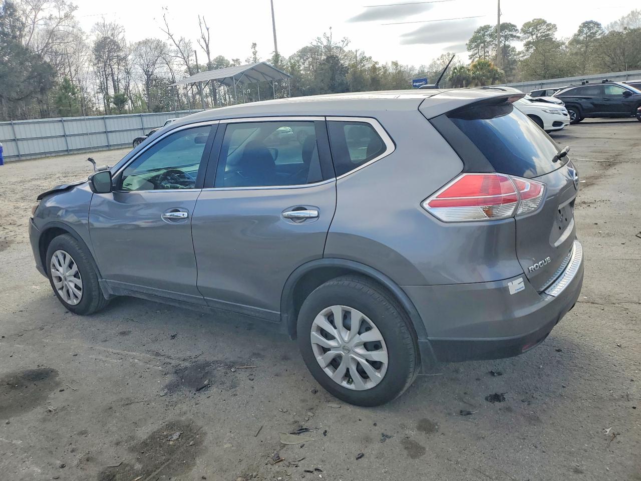 Nissan Rogue S