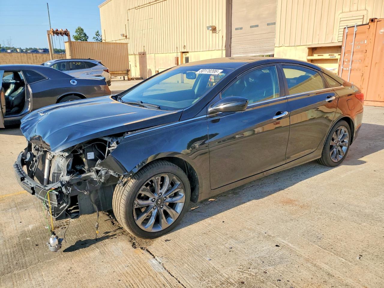 Salvage Hyundai SONATA Image