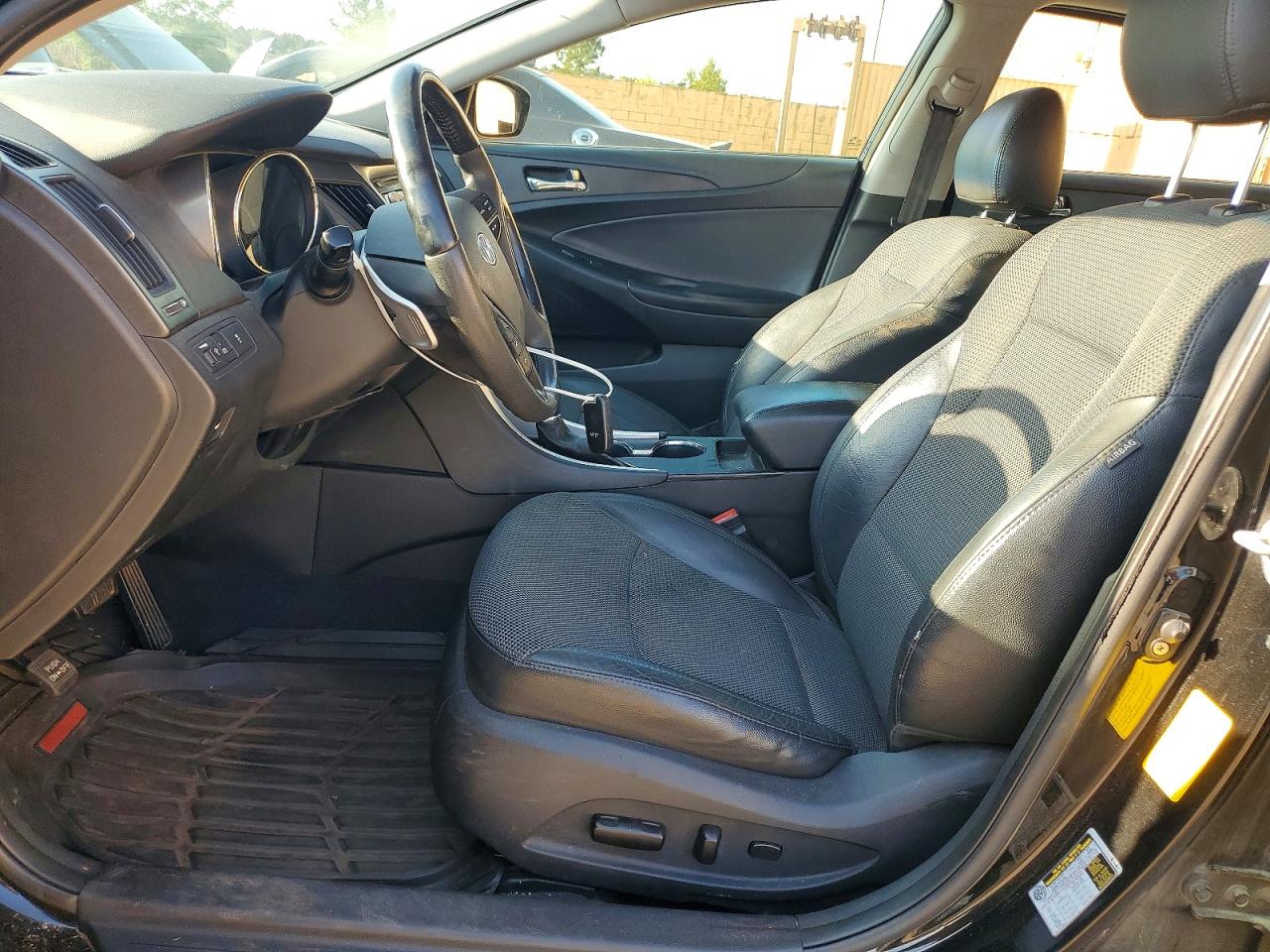 Hyundai SONATA Se 2.0t