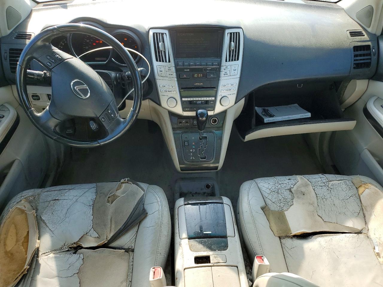 Lexus RX Base
