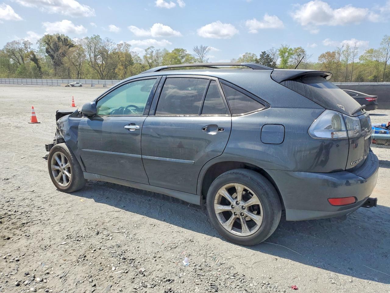 Lexus RX Base