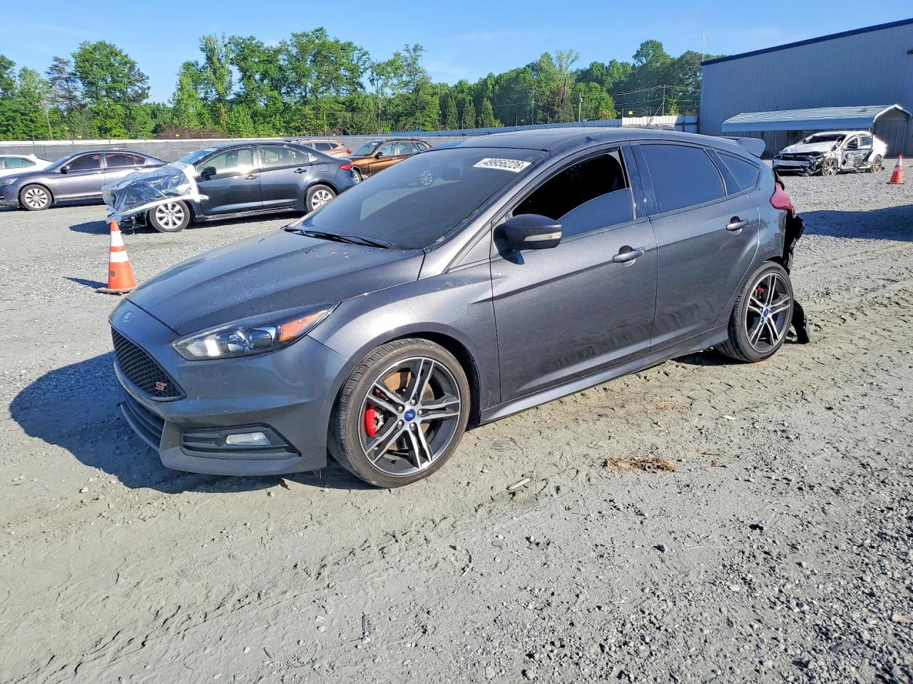 Salvage Ford Focus Image