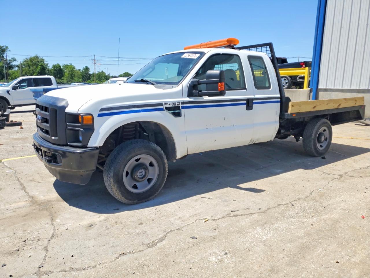 Salvage Ford F-250 Image