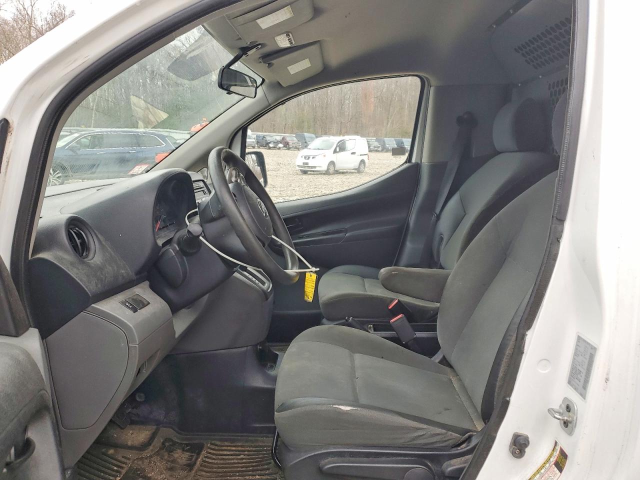 Nissan Nv S