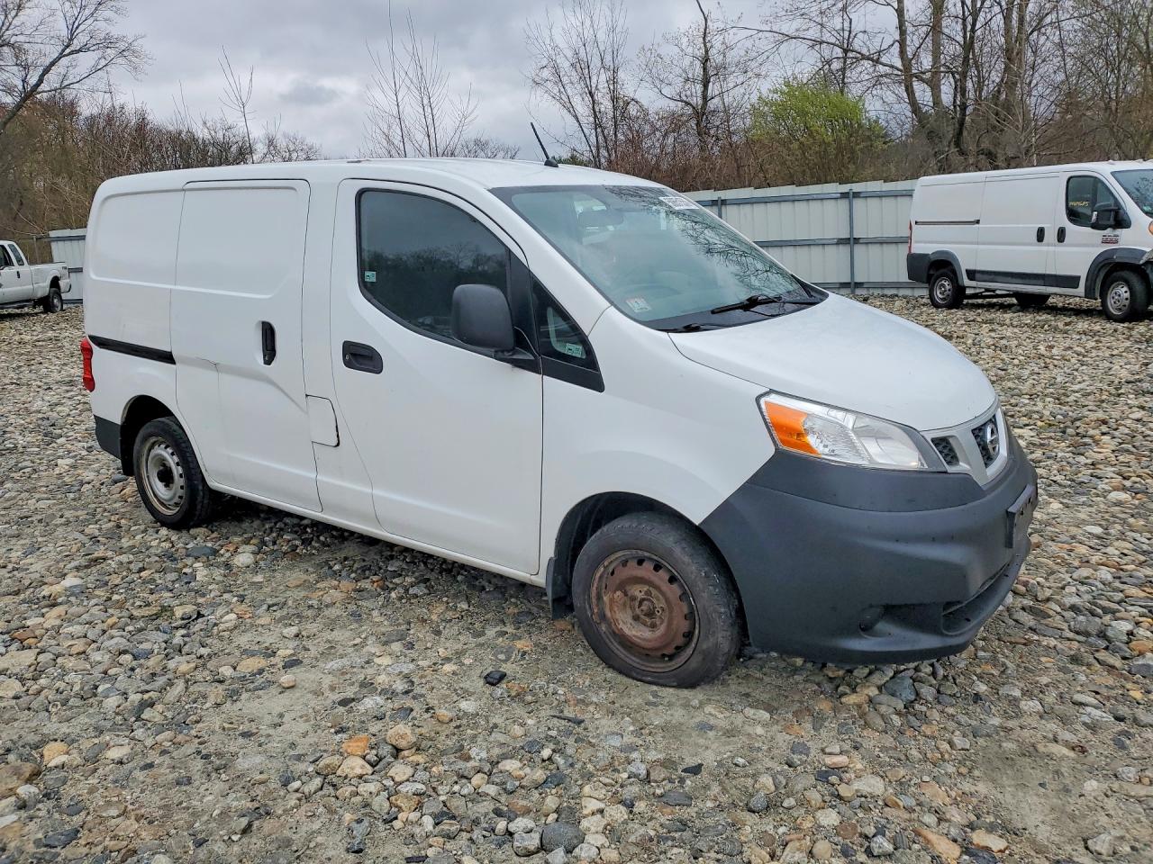 Nissan Nv S