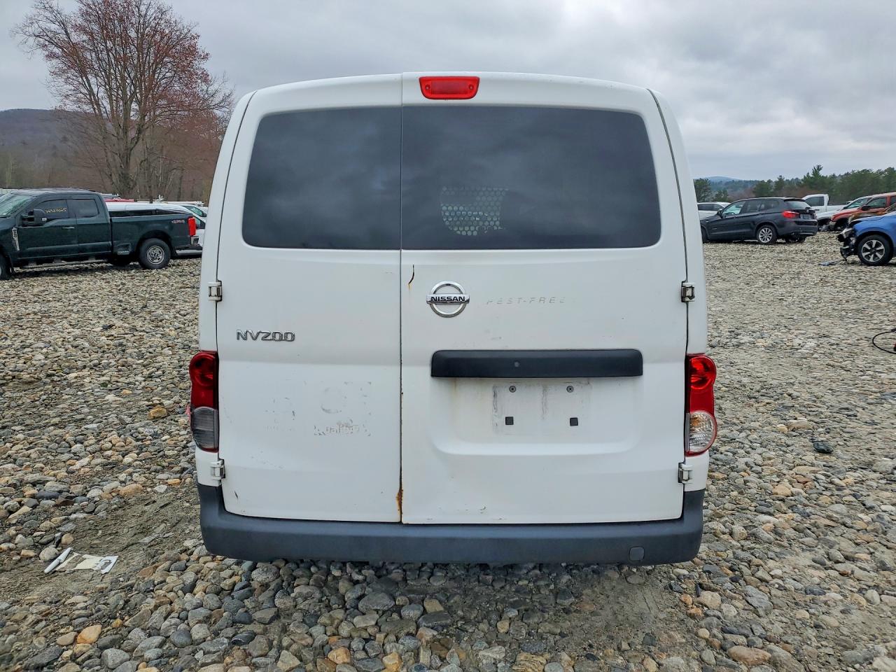 Nissan Nv S