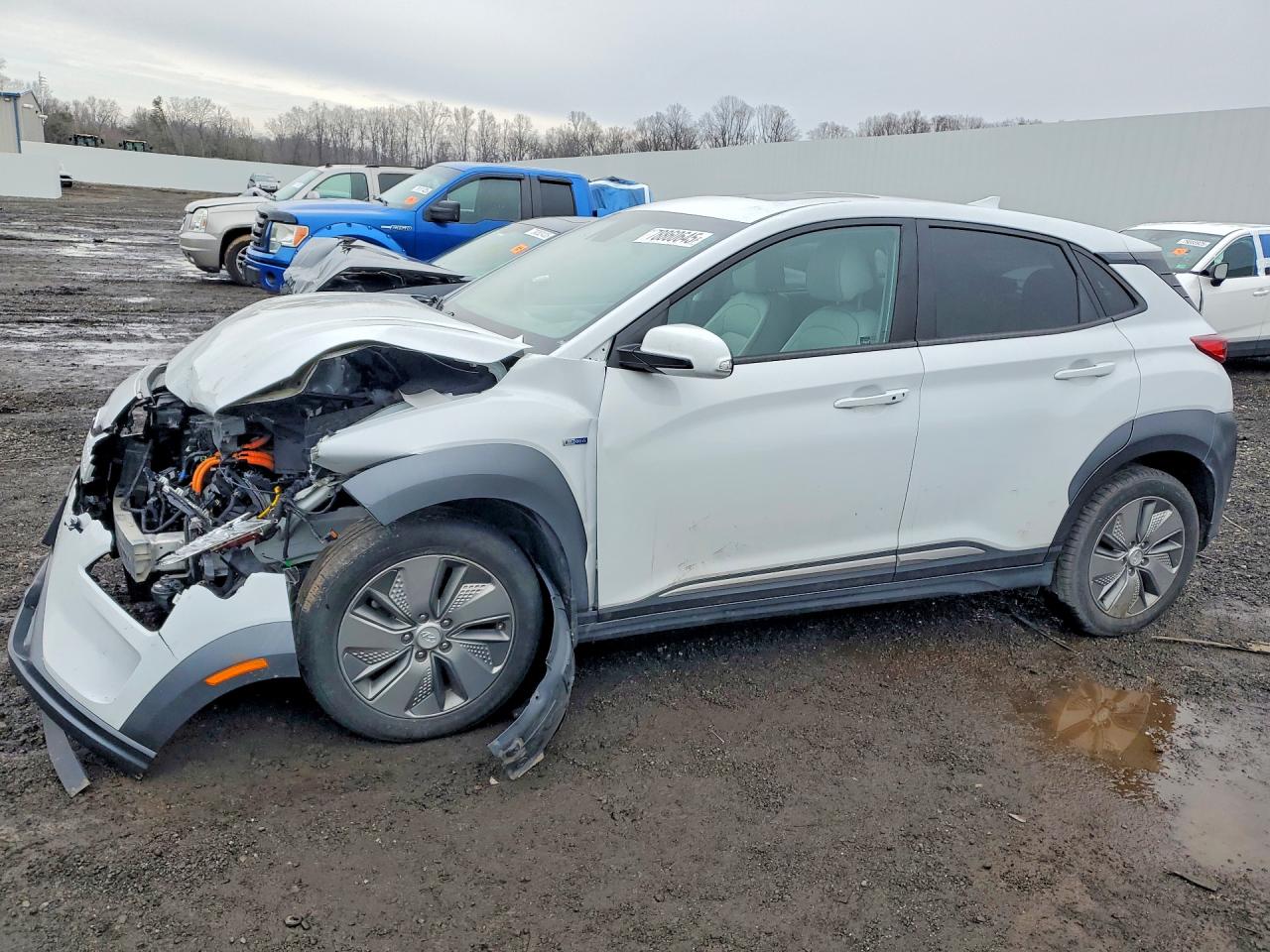 Salvage Hyundai KONA Image