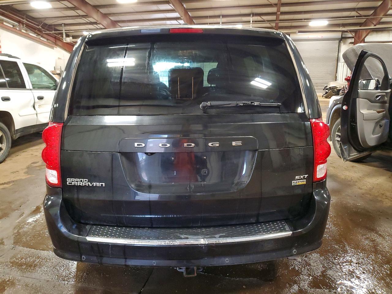 Dodge Caravan Sxt