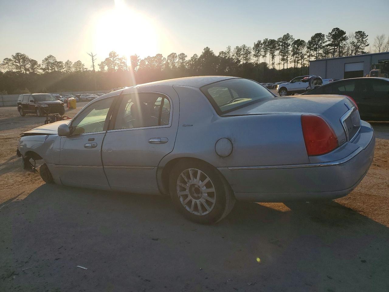 Lincoln Towncar Signature