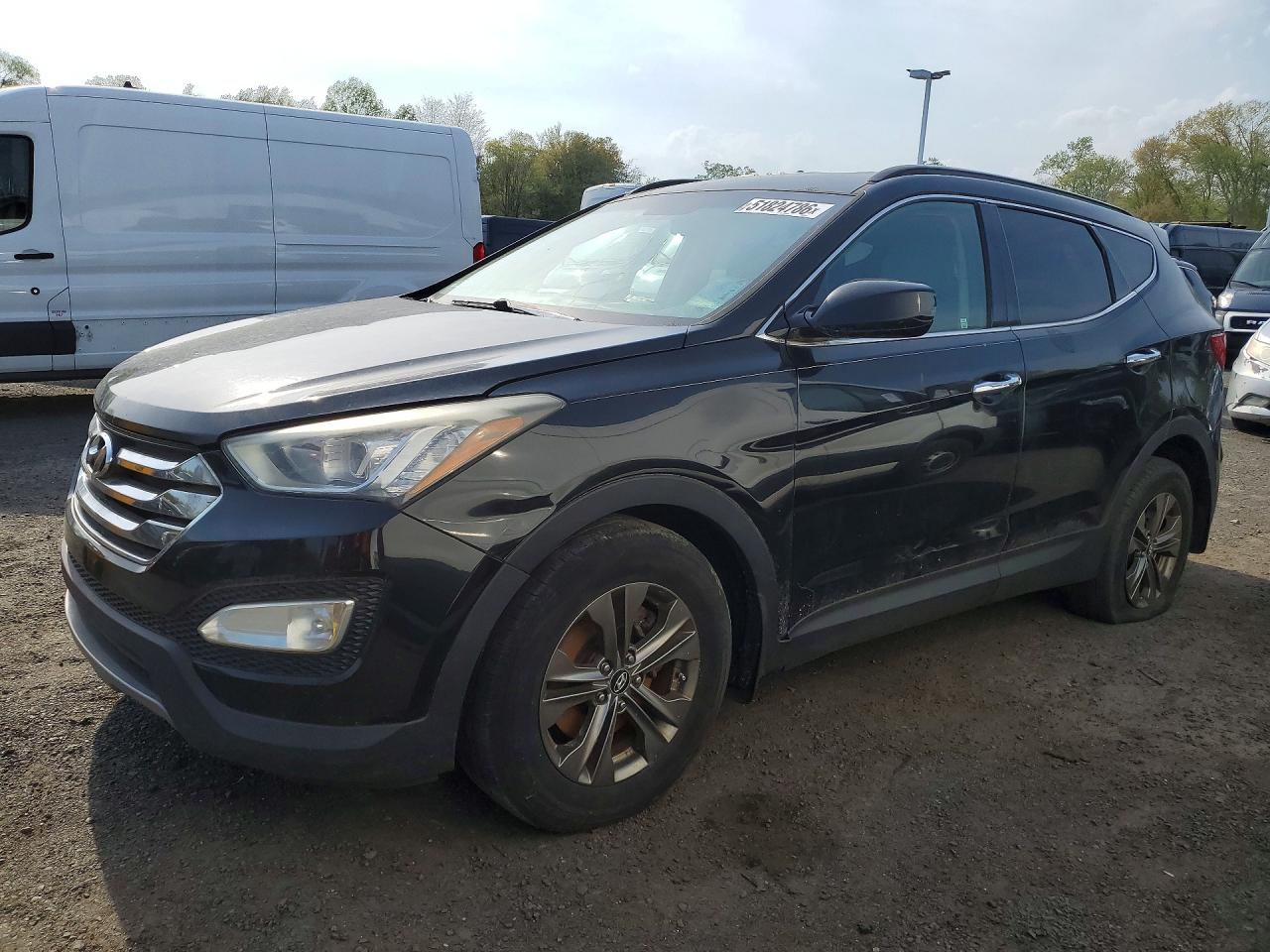 Salvage Hyundai SANTA FE Image