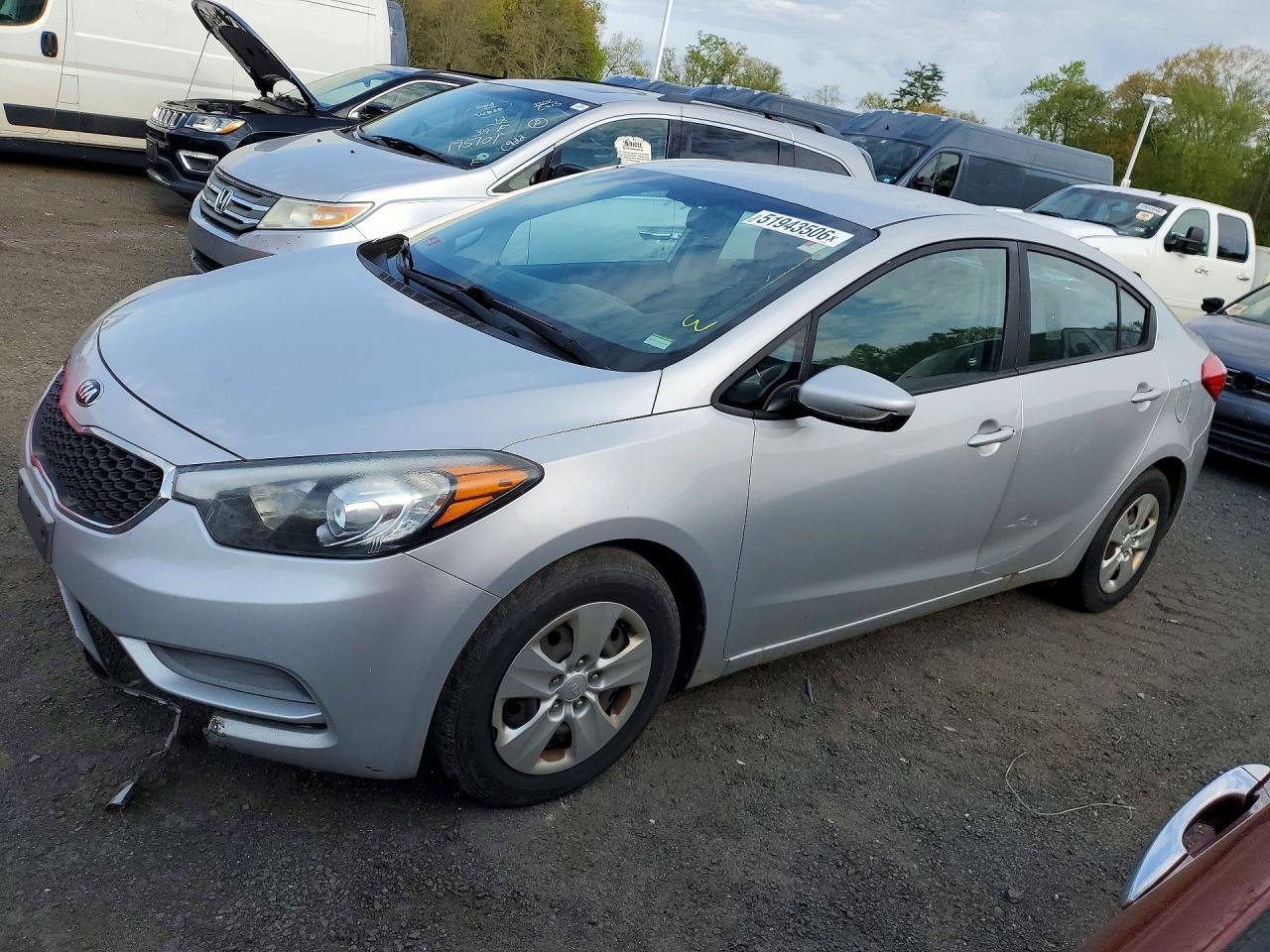 Salvage Kia Forte Image