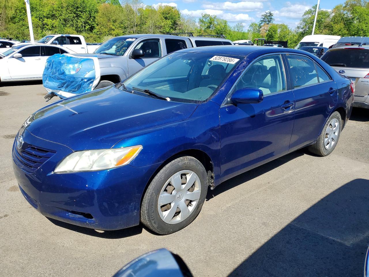Salvage Toyota Camry Image