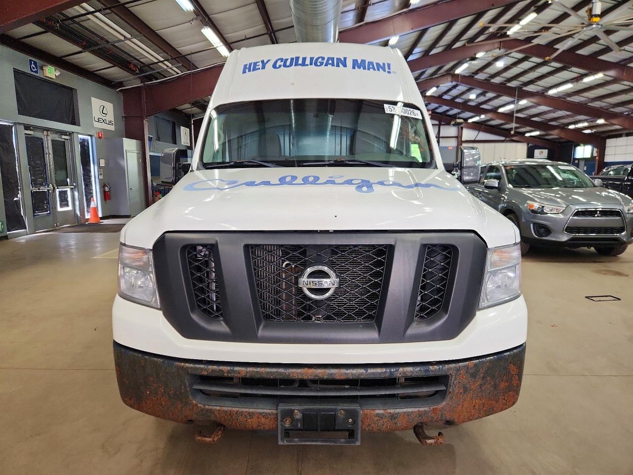 Nissan Nv 2500 Hd Sv