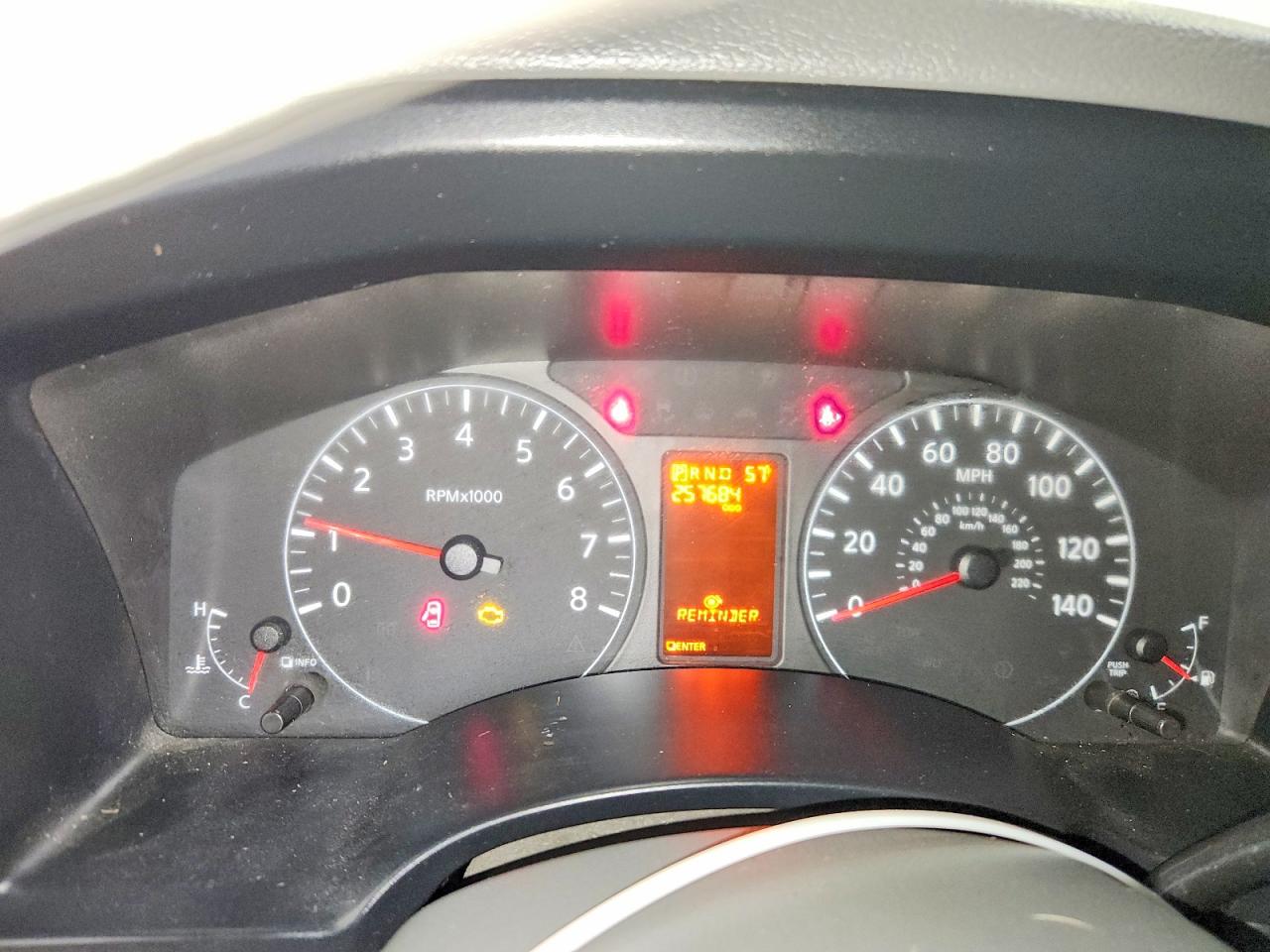Nissan Nv 2500 Hd Sv