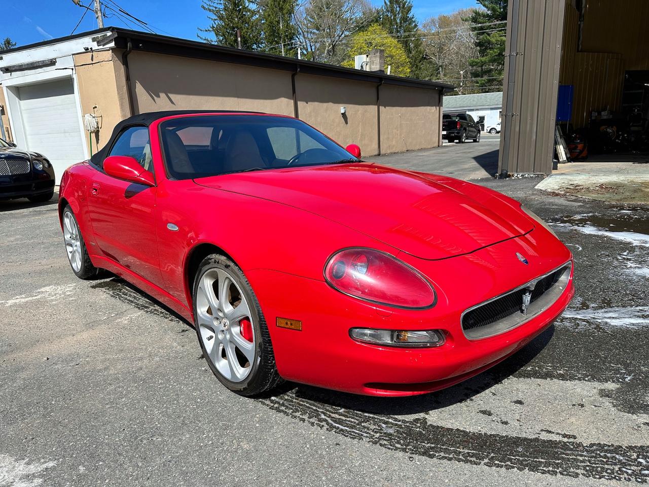 Salvage Maserati Spyder Image