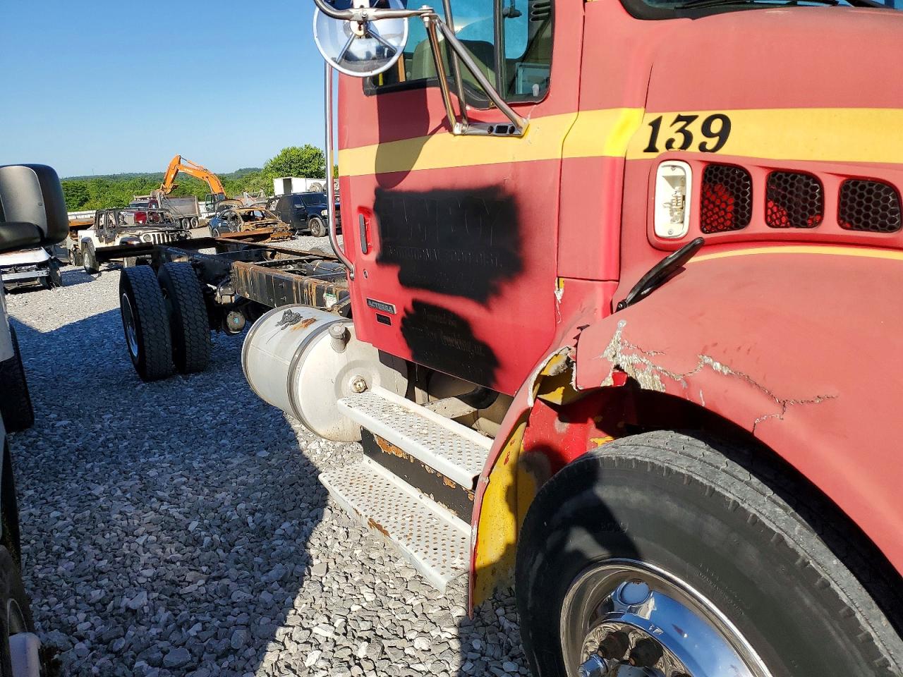 Sterling Truck Acterra