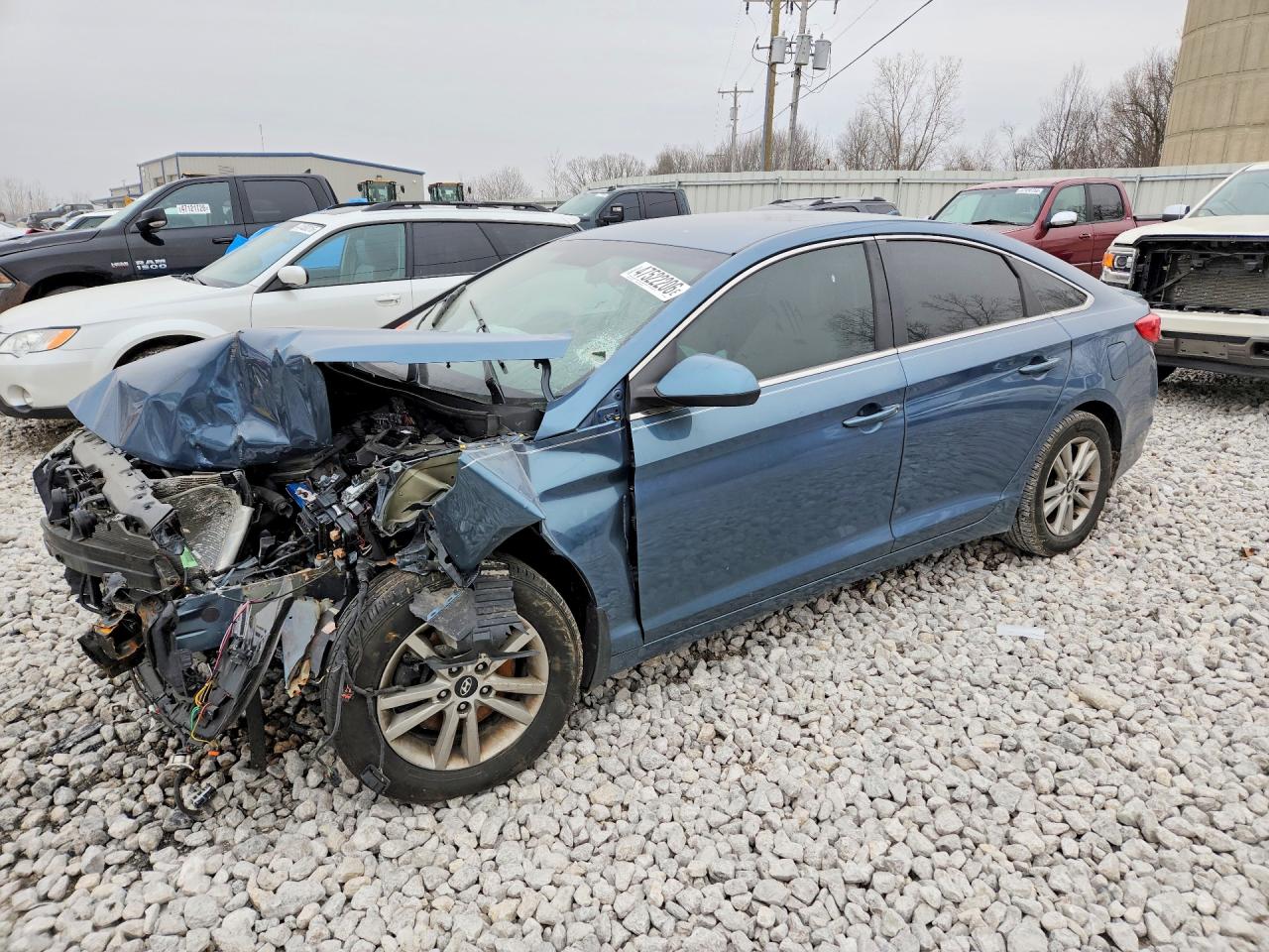 Salvage Hyundai SONATA Image