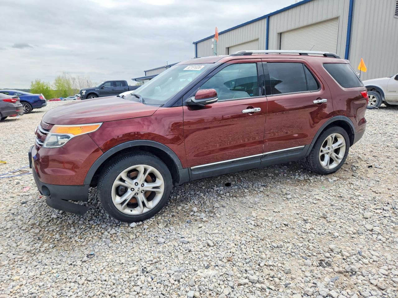 Salvage Ford Explorer Image