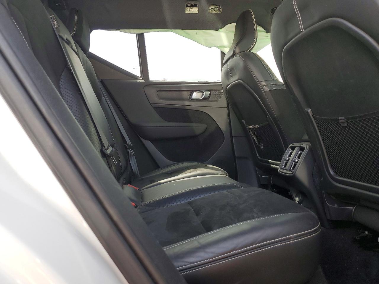 Volvo XC40 T5 R-design