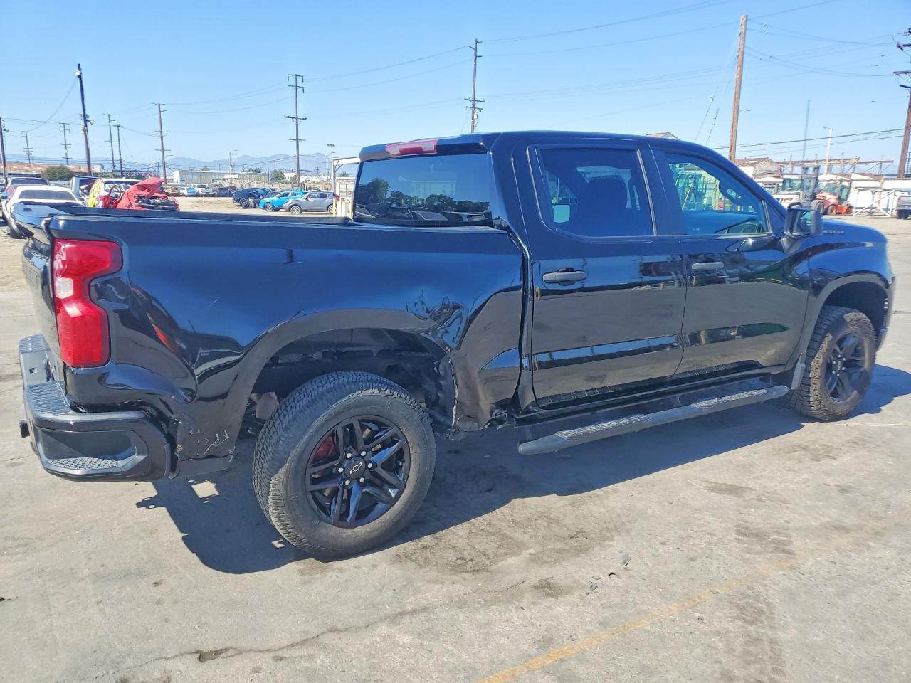 Chevrolet Silverado C1500 Custom