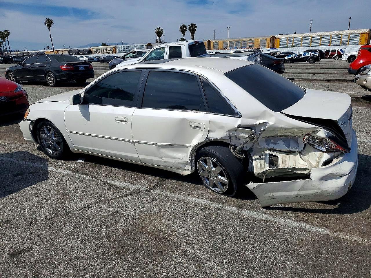 Toyota Avalon Xls