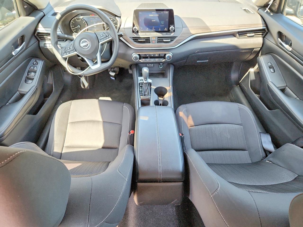 Nissan Altima Sv