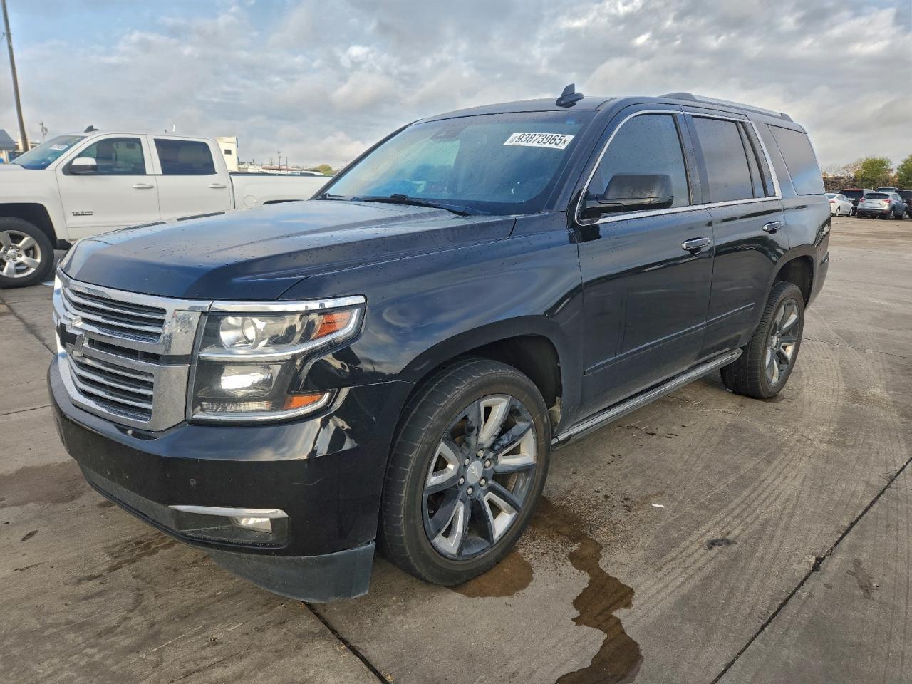 Salvage Chevrolet Tahoe Image