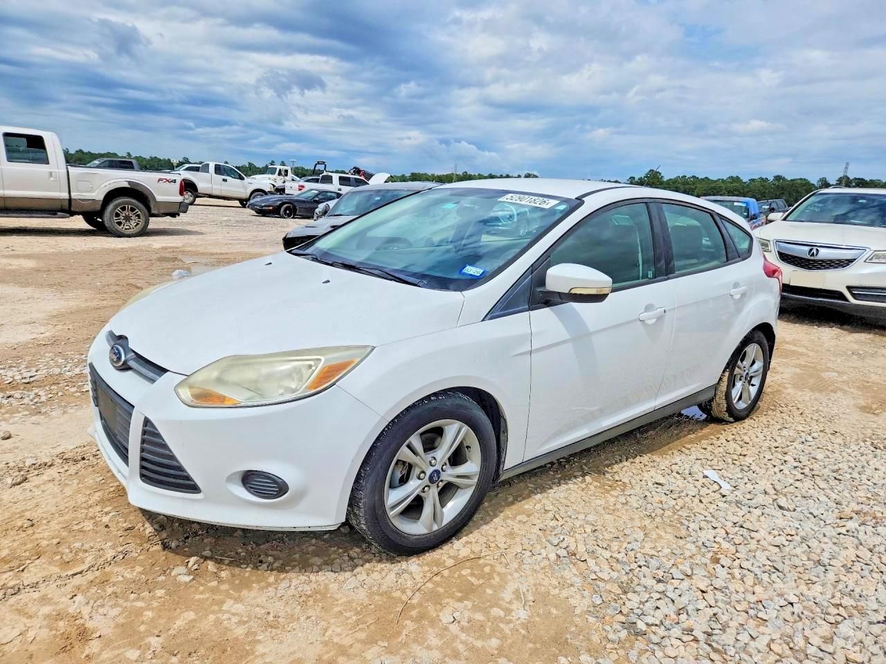 Salvage Ford Focus Image