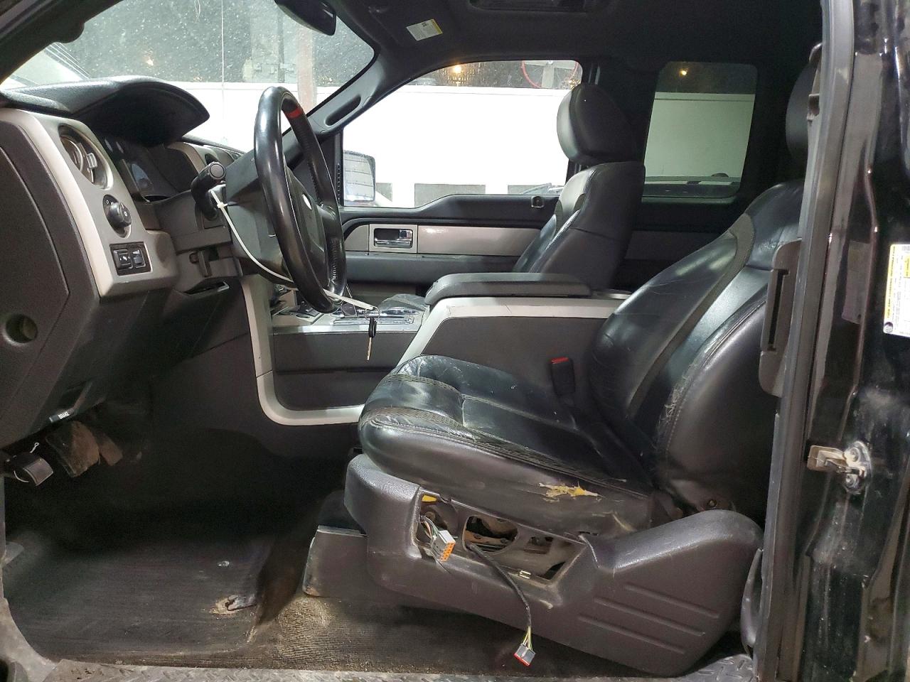 Ford F-150 Super Cab