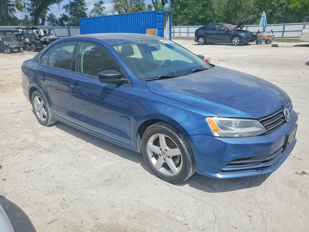 Volkswagen Jetta S