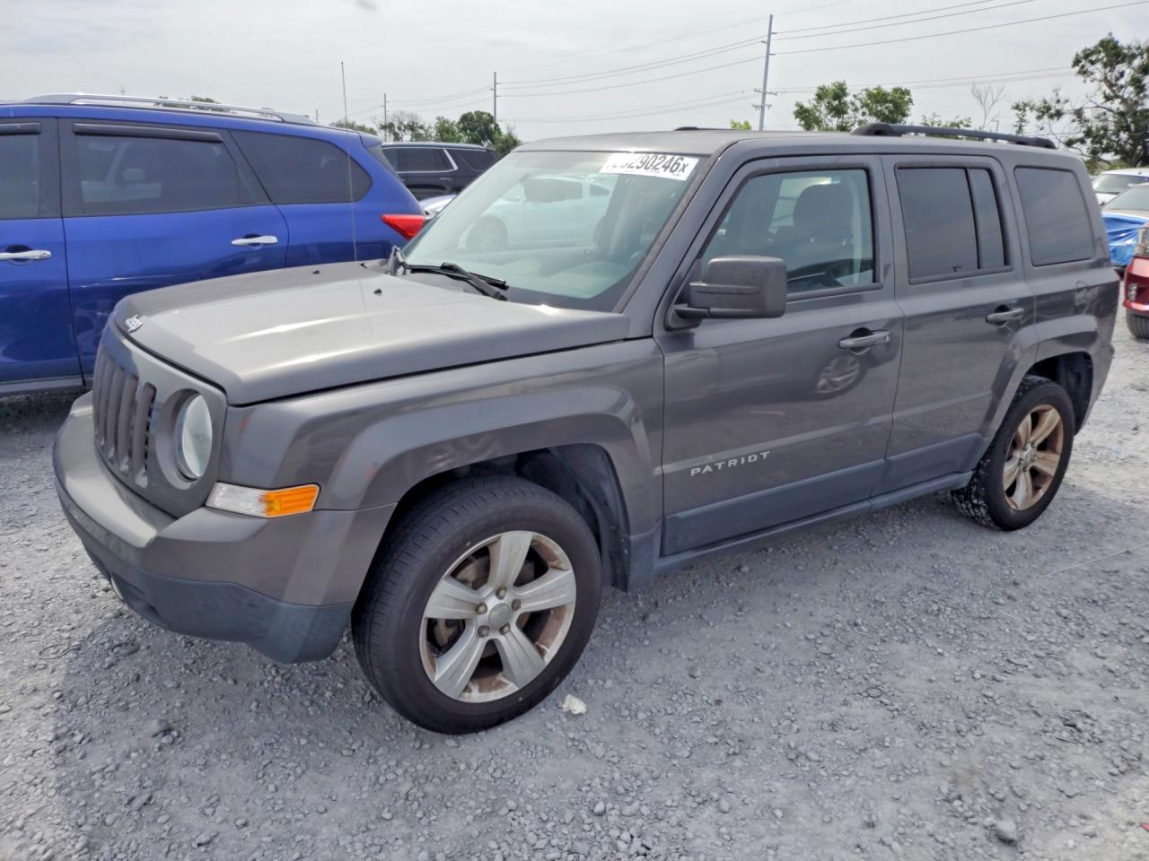 Salvage Jeep Patriot Image
