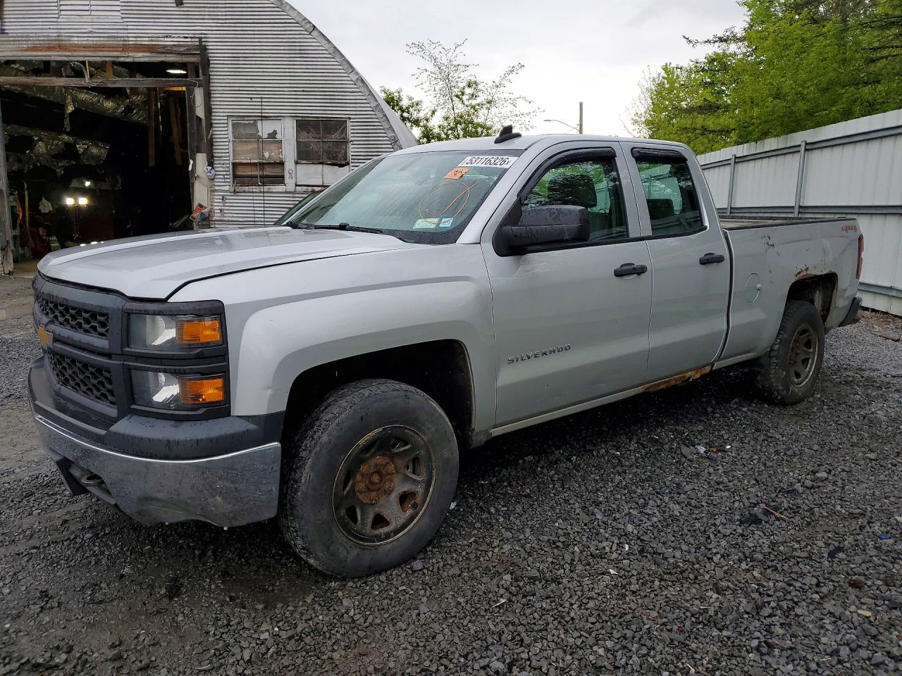 Salvage Chevrolet Silverado Image