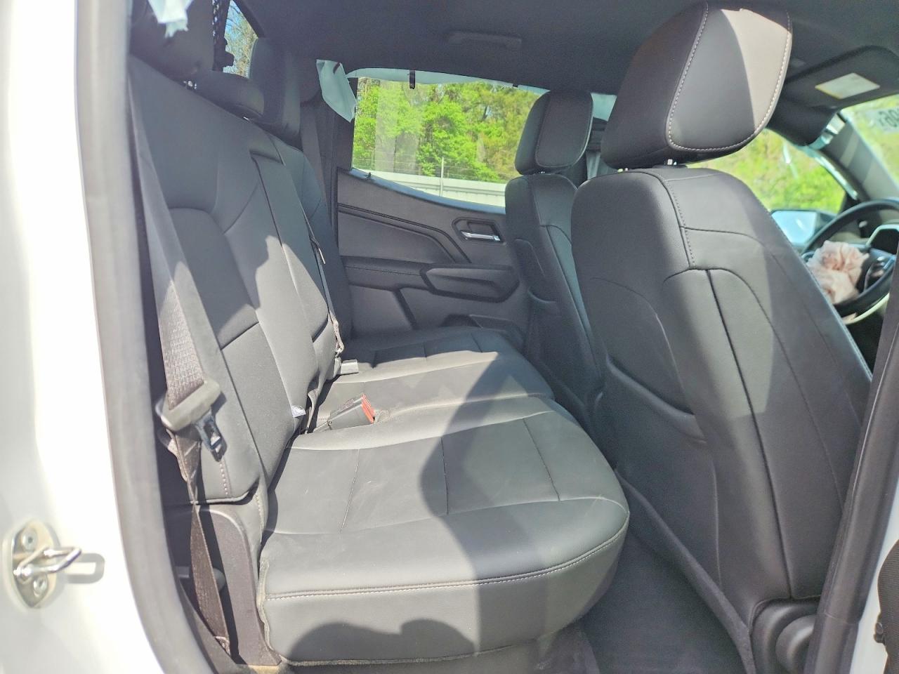 GMC Canyon Elevation