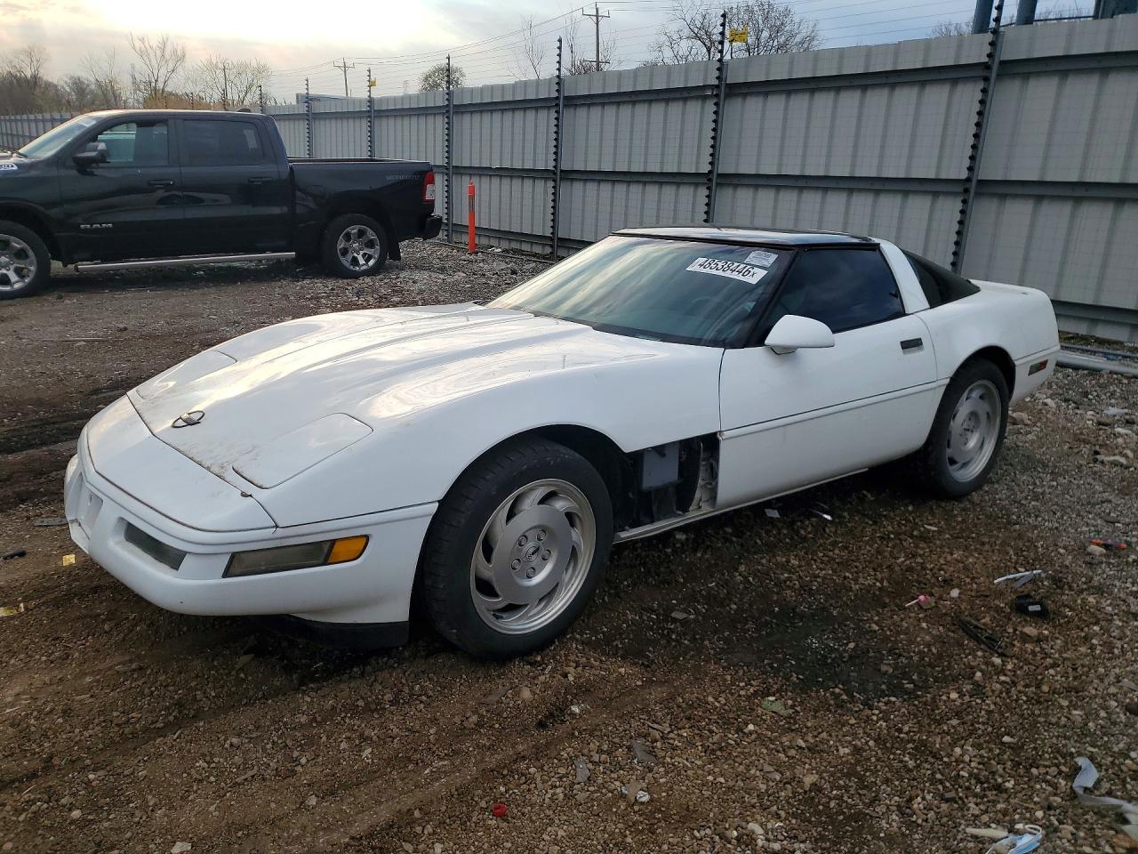 Salvage Chevrolet Corvette Image