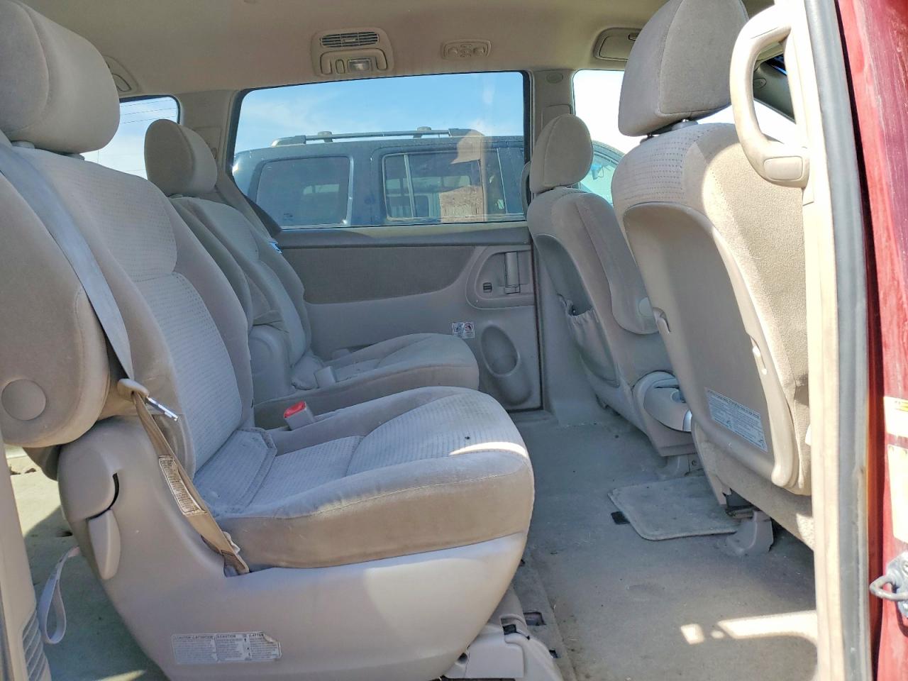 Toyota Sienna Le 7 Passenger