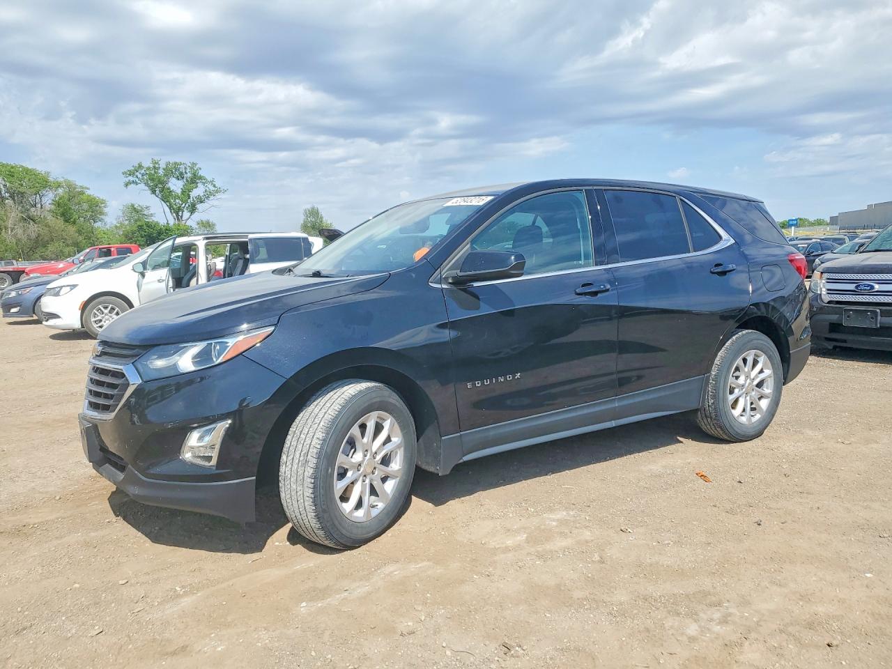 Salvage Chevrolet Equinox Image