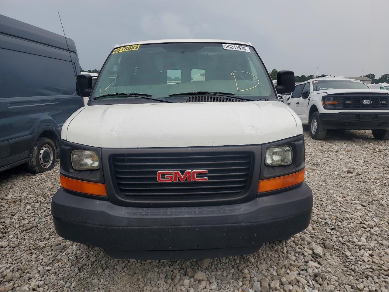 GMC Savana G2500