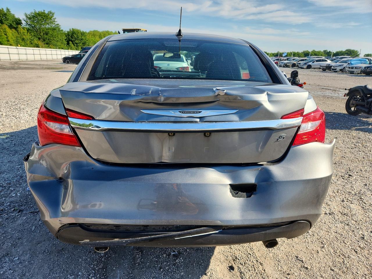Chrysler 200 S