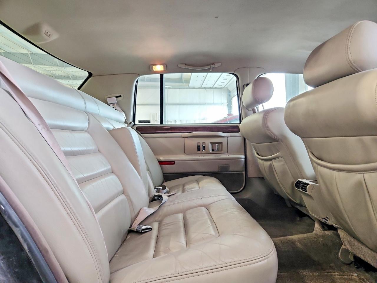 Cadillac DeVille