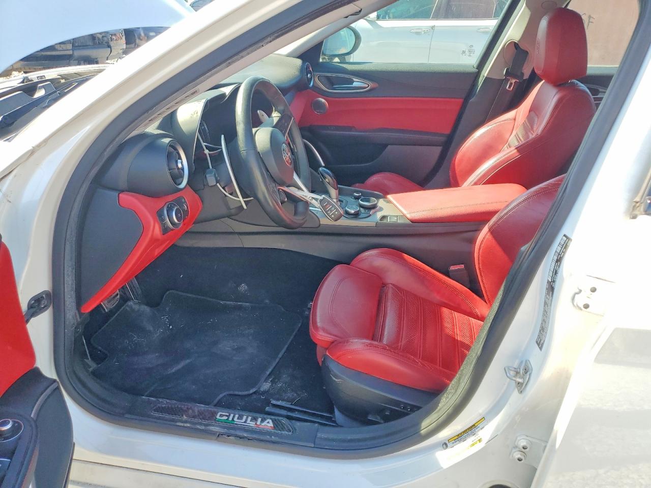 Alfa Romeo Giulia Ti Q4
