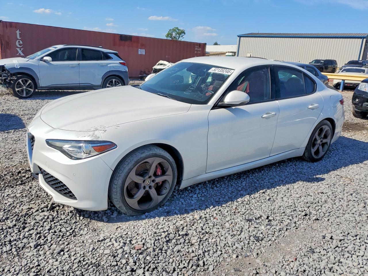 Salvage Alfa Romeo Giulia Image